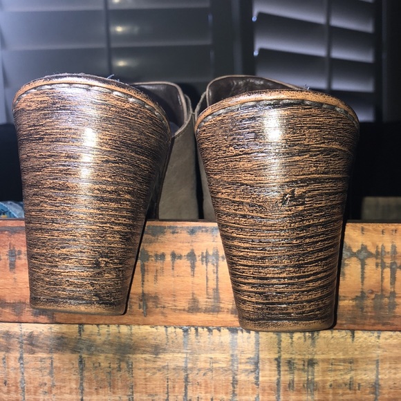 Born Haledon Taupe Clog Mules Women's Size 9 - Picture 9 of 13